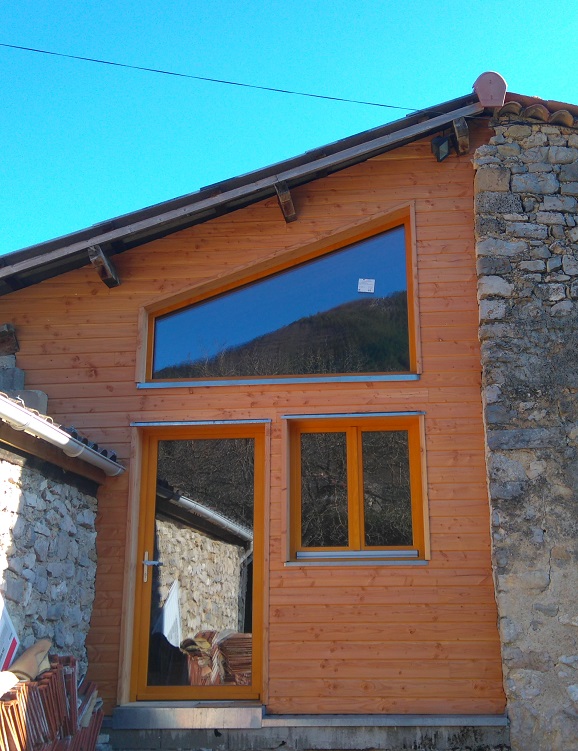 Façade de fermeture en ossature bois - chantier Jankens Lien vers l'image non accessible